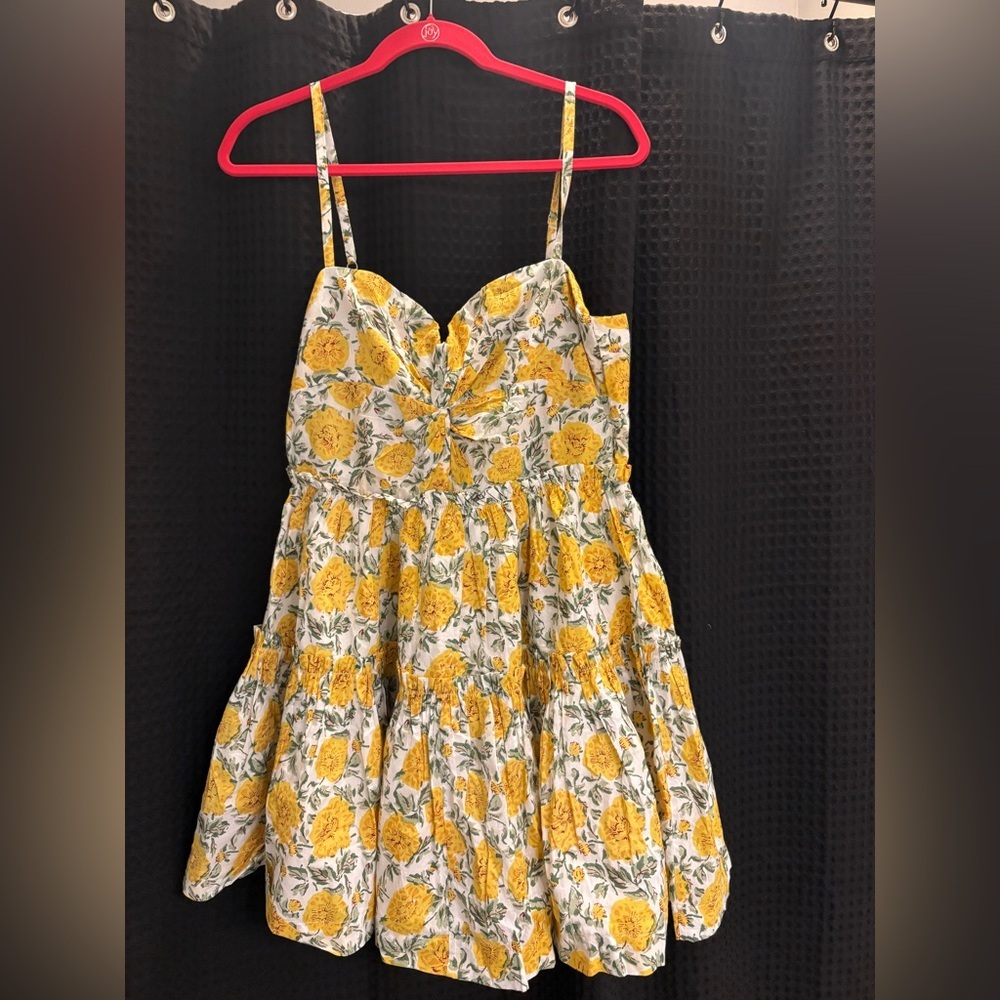EDDY Kelsey Tie-Back Tiered Floral Mini Dress Medium Cream/ Canary Floral NWT - Picture 5 of 9